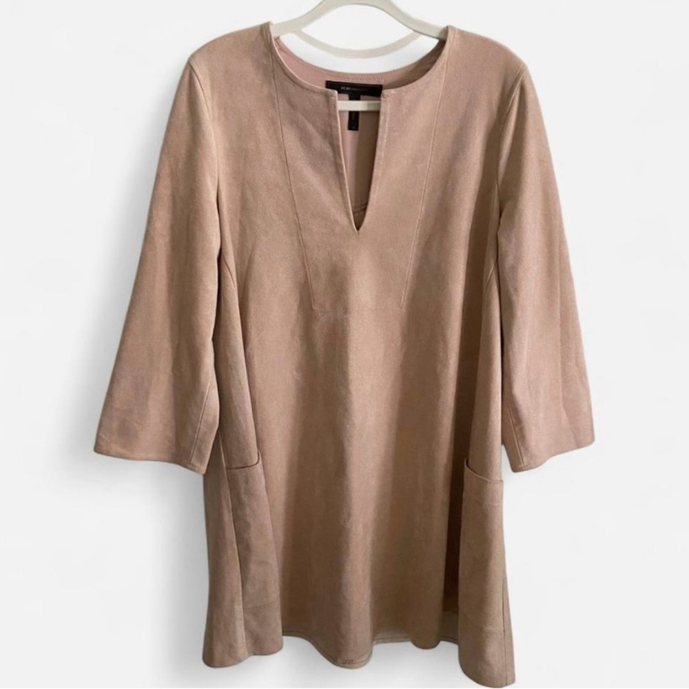 BCBGMaxAzria Light Pink/Beige 3/4 Sleeve Suede Tunic V Neck Womens Size Small‎